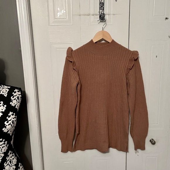 RW&Co Long-Sleeve mock Neck SweaterRuffles NWOT - Picture 9 of 10